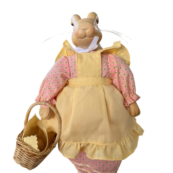 Raikes Originals THE HOPKINS Wood Carved Rabbit Couple w/ Fenced Stand Figures - Picture 6 of 13